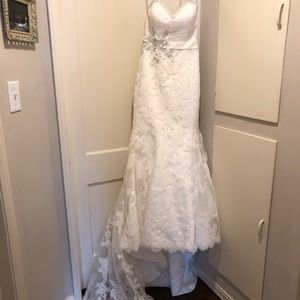 Allure romance wedding dress